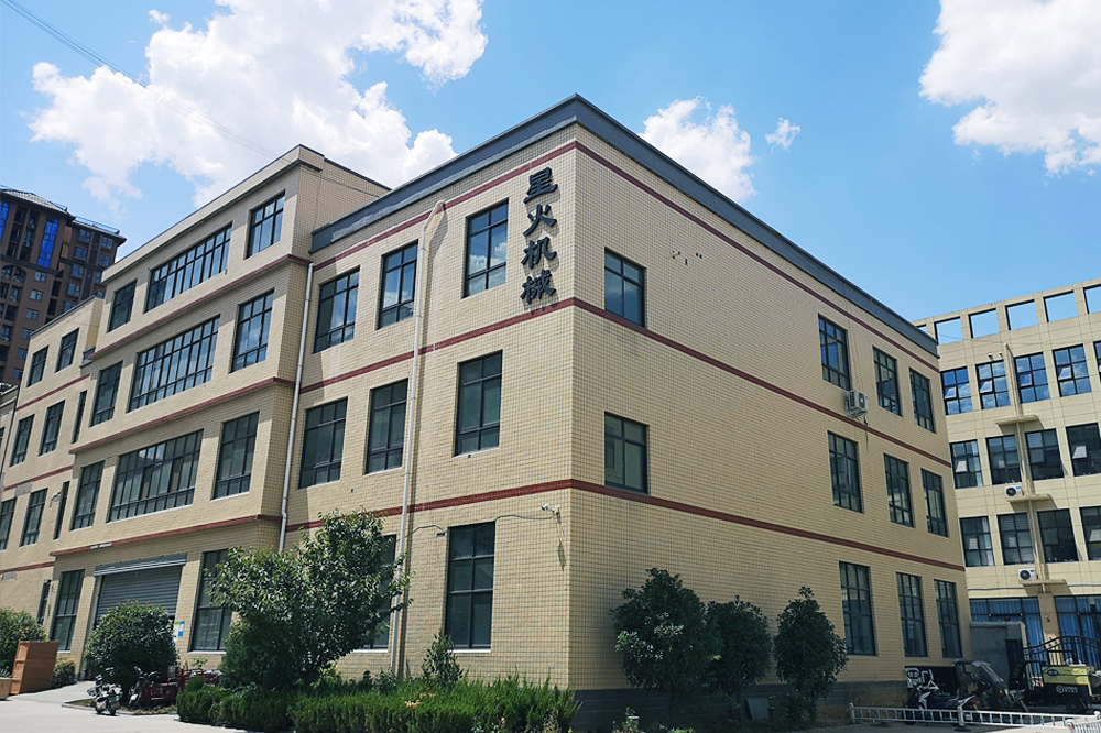 南京包裝機(jī)工廠車(chē)間實(shí)拍